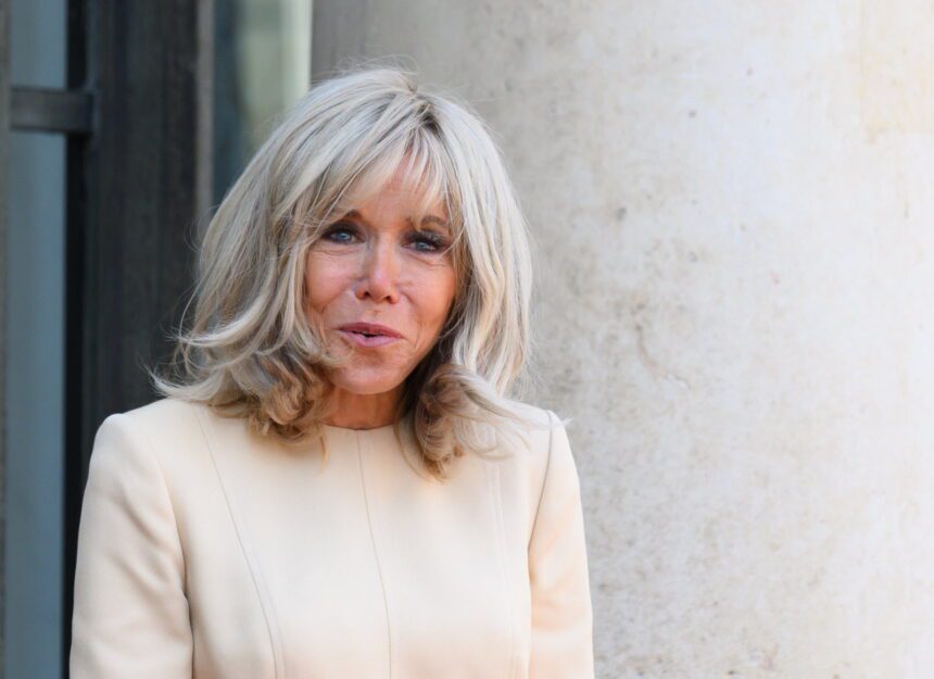 France Brigitte Macron Partage Les Dix Plus Beaux Jours De Sa Vie