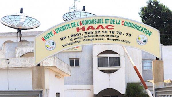 Togo : La radio Victoire FM sanctionnée par la HAAC