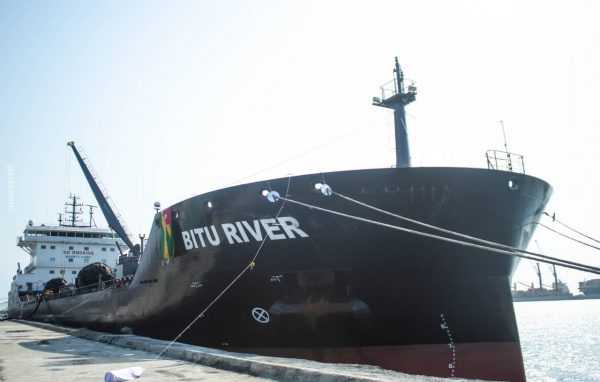 Port autonome de Lomé : Un nouveau navire bitumier inauguré