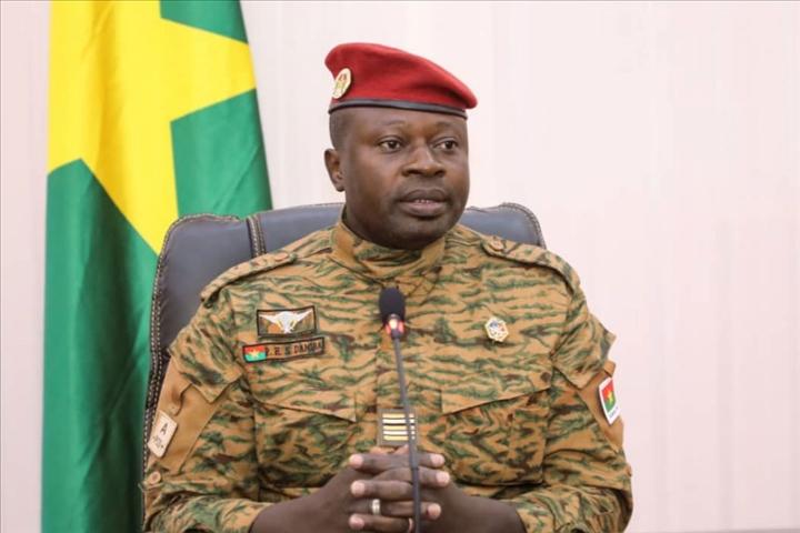 "Je suis dans de bonnes conditions à Lomé, mais… " : Paul Henri Damiba, l’ex-président de la Transition au Burkina se confie