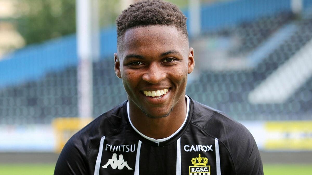 Loïc Bessilé : L'international togolais prolonge avec le Royal Charleroi Sporting Club