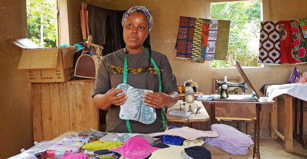 Elsa M’béna BA : La Togolaise qui réinvente les protections menstruelles avec les pagnes