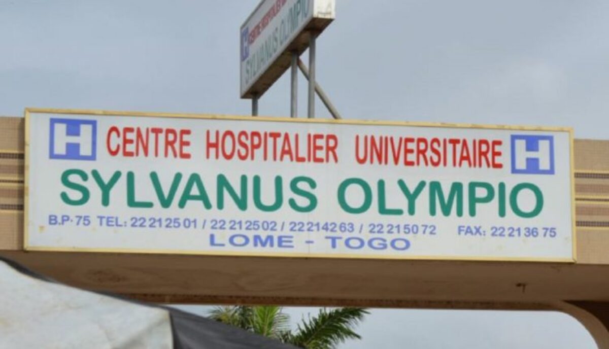 CHU Sylvanus Olympio : Le ministre MIJIYAWA interpelle deux agents de santé