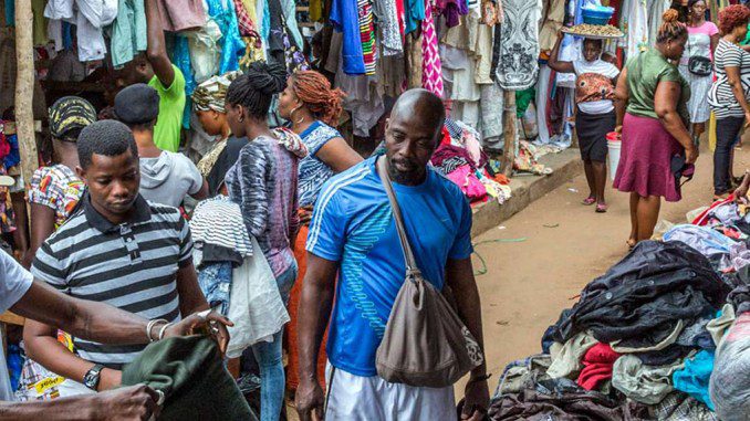 Comment se lancer dans la friperie au Togo et générer des revenus importants ?