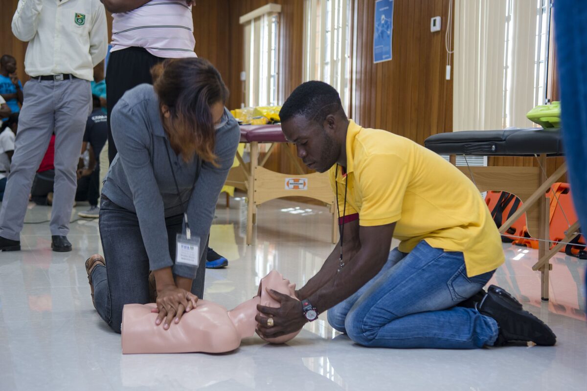 Que retient-on du séminaire de formation en médecine sportive de l'UFOA B à Lomé ?