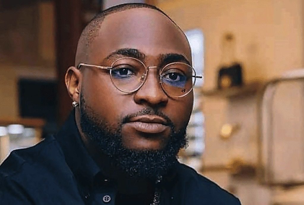 Nigéria : Le Chanteur Davido Annonce la Naissance de Jumeaux un An Après la Perte de Son Fils