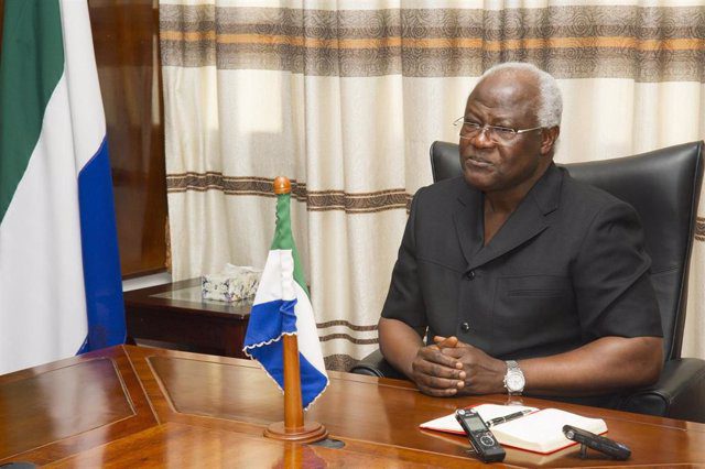 Sierra Leone : L'ex président Ernest Bai Koroma arrêté pour tentative de coup d'Etat