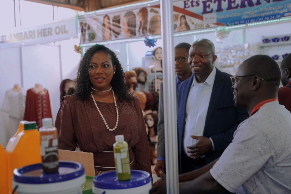 Foire Internationale de Lomé : La ministre Santos encourage les entrepreneurs