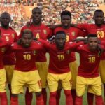La Guinée, logée dans le groupe C aux côtés du Sénégal, du Cameroun et de la Gambie, a révélé la liste de ses 25 joueurs sélectionnés pour la prochaine Coupe d’Afrique des Nations.