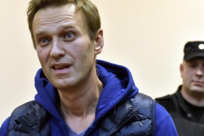 "Ils ont d'abord détruit son corps en...", les circonstances du décès de Navalny dévoilées