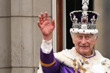 Royaume Uni : Le Roi Charles III de retour aux affaires