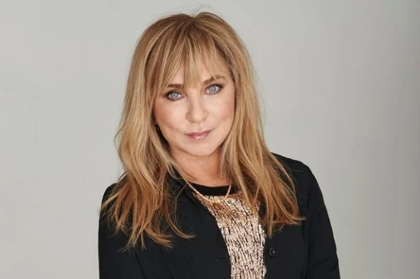 "Je l'ai trompé et il m'a fait jouer le rôle d'une travailleuse du s€xe", Helen Lederer sur sa relation avec ce célèbre producteur