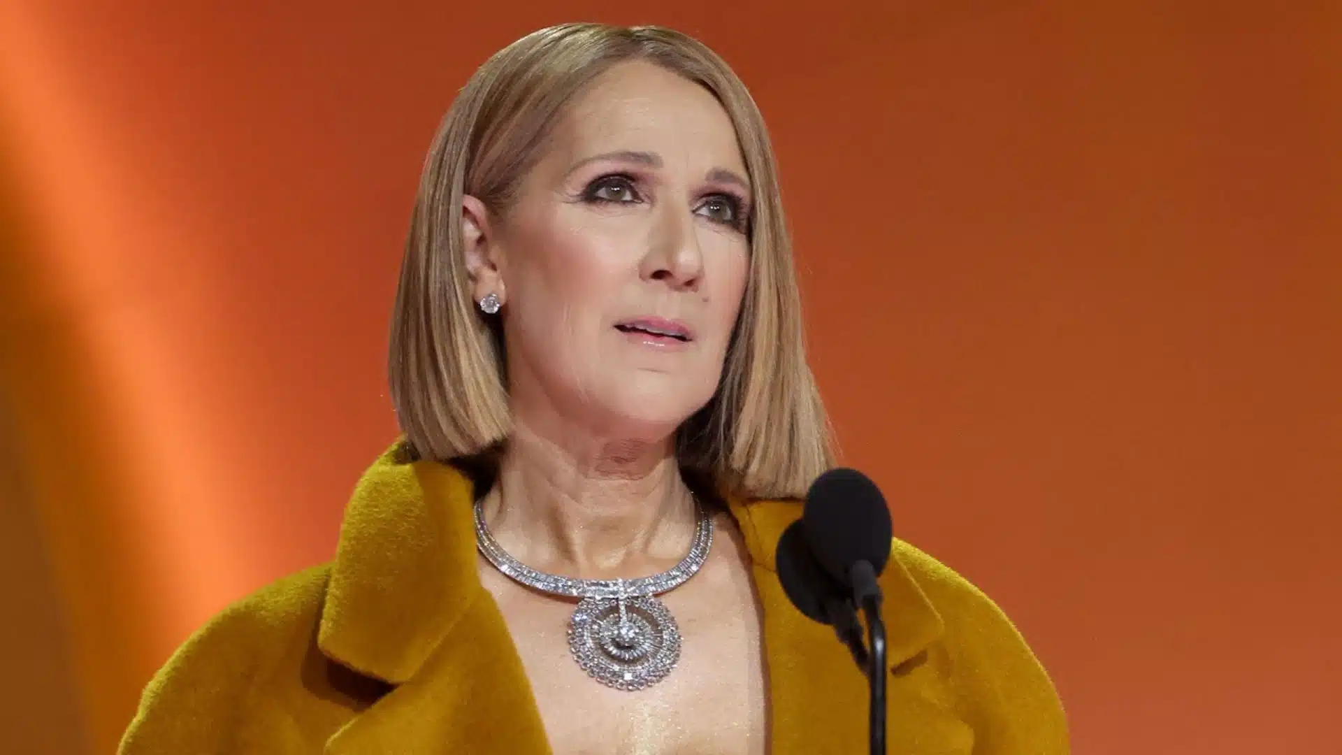 "Si je peux pas marcher, je ramperai", Céline Dion fait de nouvelles révélations sur sa maladie