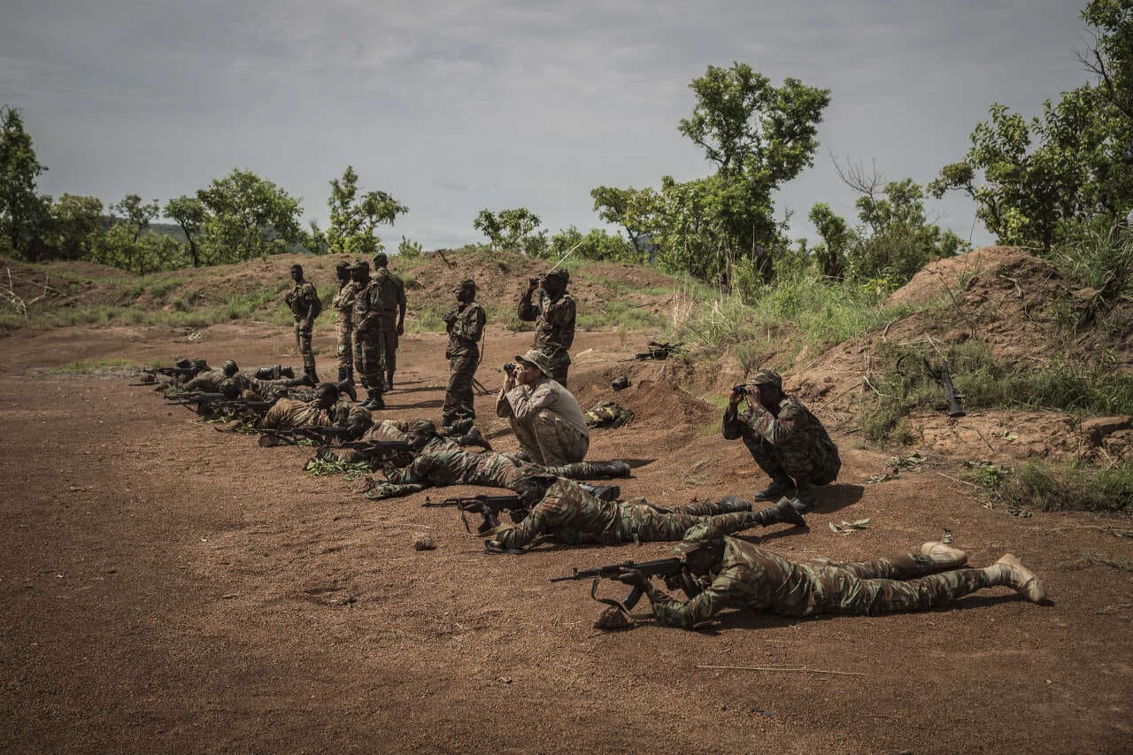 Terrorisme : Les Burkinabè du Togo font un don de plusieurs millions au gouvernement