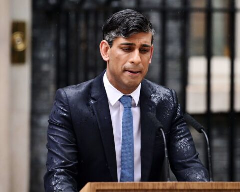 Rishi Sunak : Le Premier Ministre britannique annonce sa démission