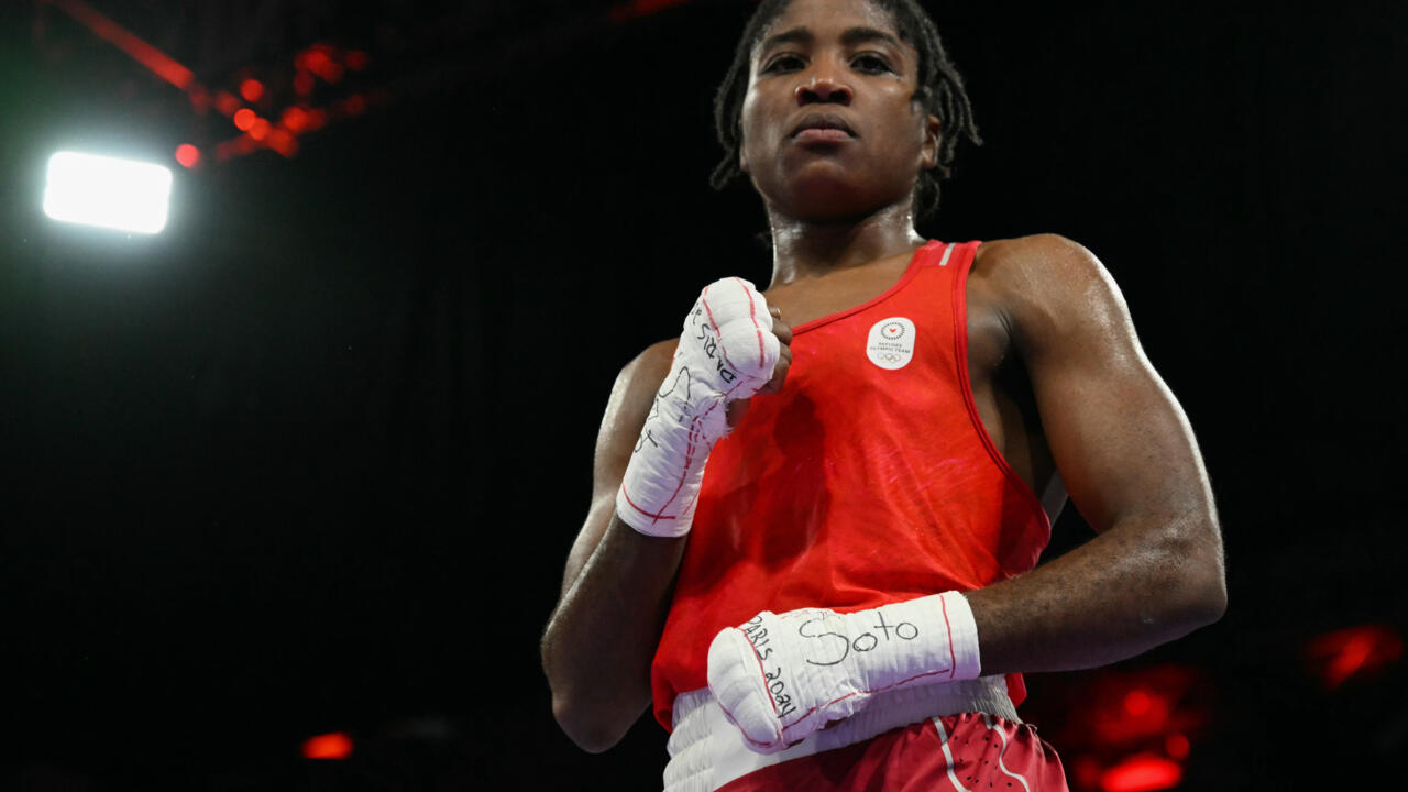 JO Paris 2024 : La boxeuse camerounaise Cindy Ngamba décroche la première médaille pour les réfugiés