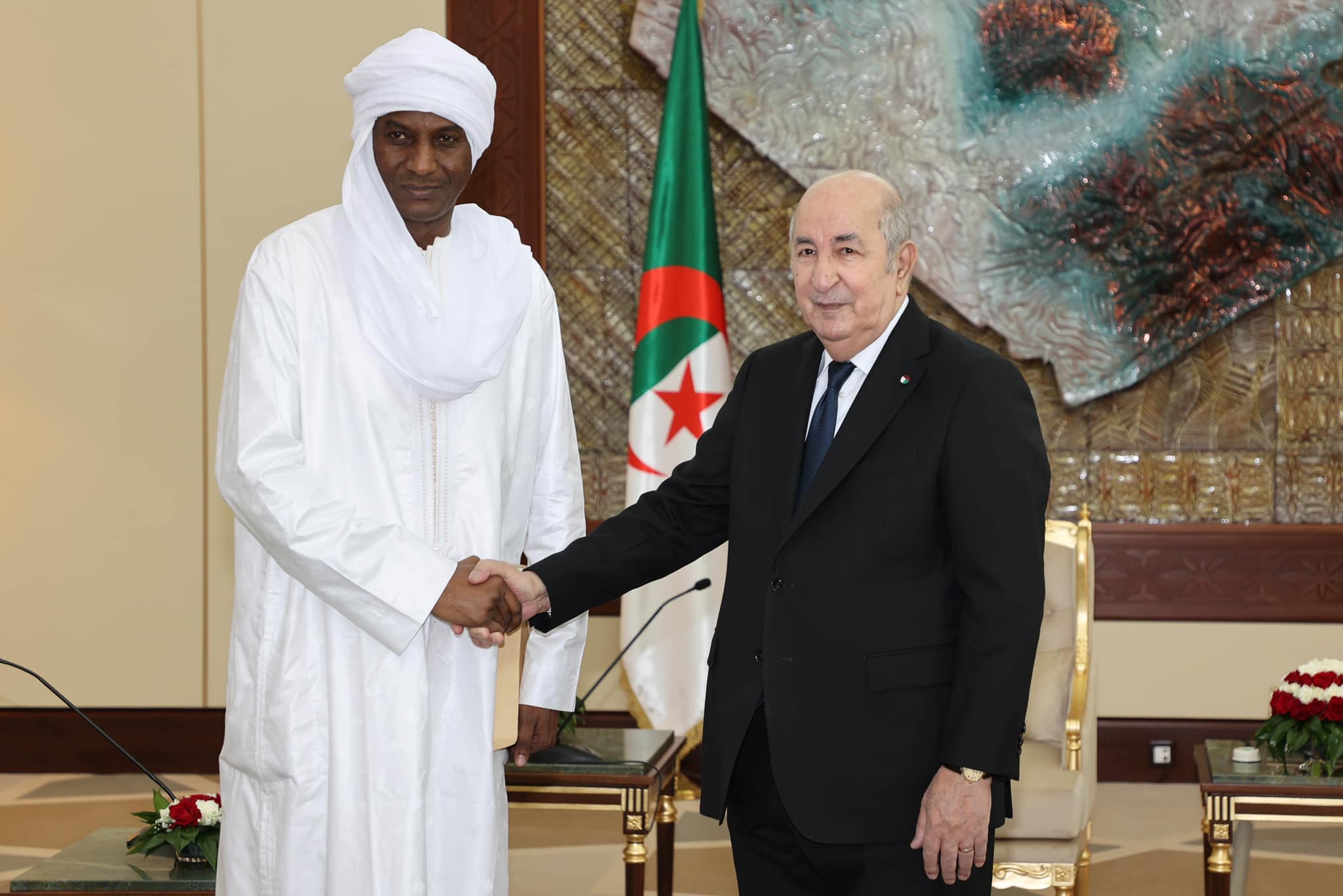 Algérie : Le président Abdelmadjid Tebboune reçoit une importante délégation du Niger