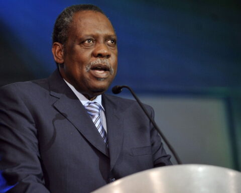 Mort d'Issa Hayatou : La réaction émouvante du président Patrice Motsepe