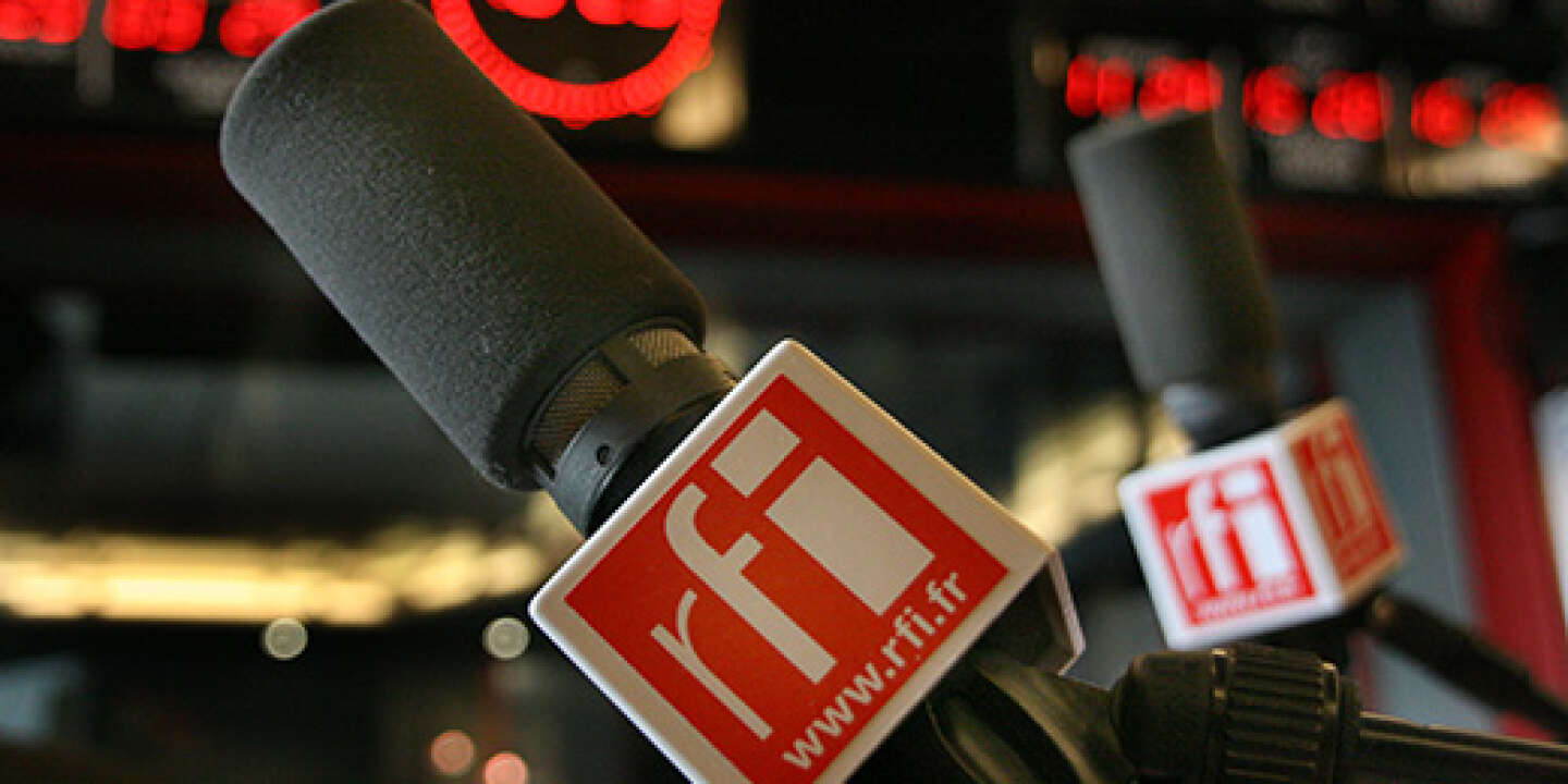 Coup dur pour RFI ! Le média privé de ses fréquences au Burkina Faso