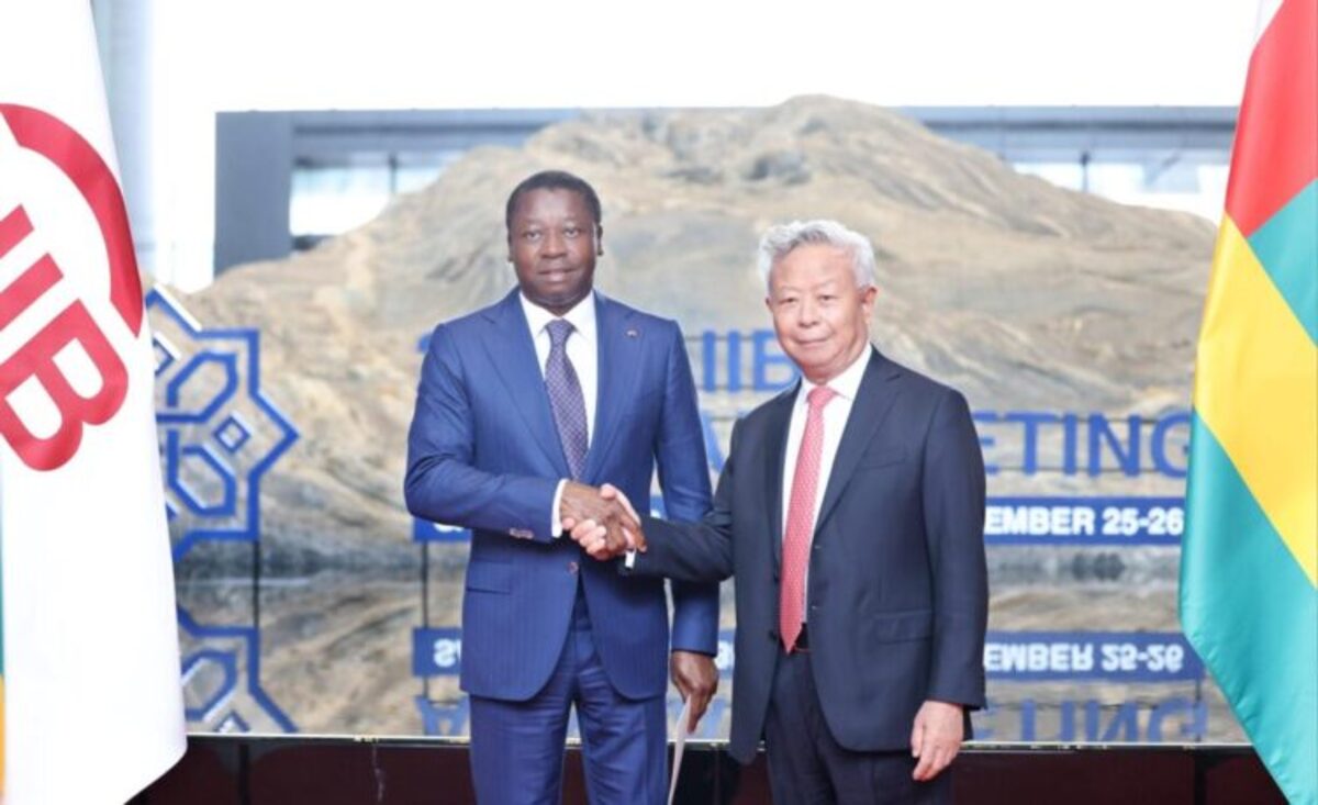 Officiel : Le Togo rejoint la Banque asiatique d’investissement pour les infrastructures (AIIB)