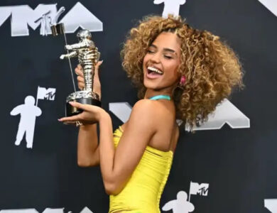 Afrique du Sud : La chanteuse Tyla remporte un nouveau trophée