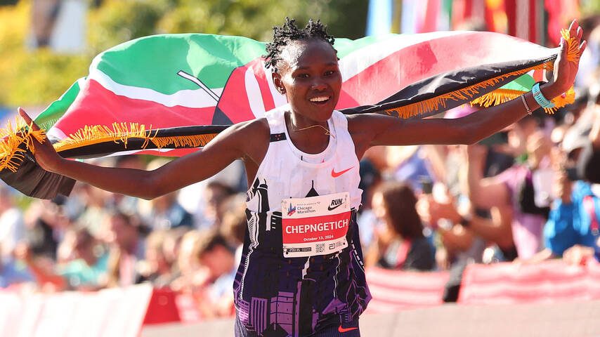 Marathon : La kenyane Ruth Chepngetich écrase un record du monde à Chicago