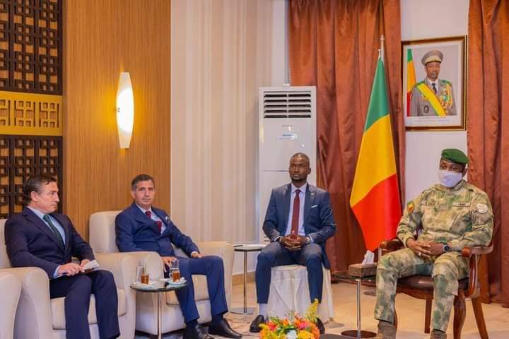 Mali : Le colonel Assimi Goïta reçoit une importante délégation turque