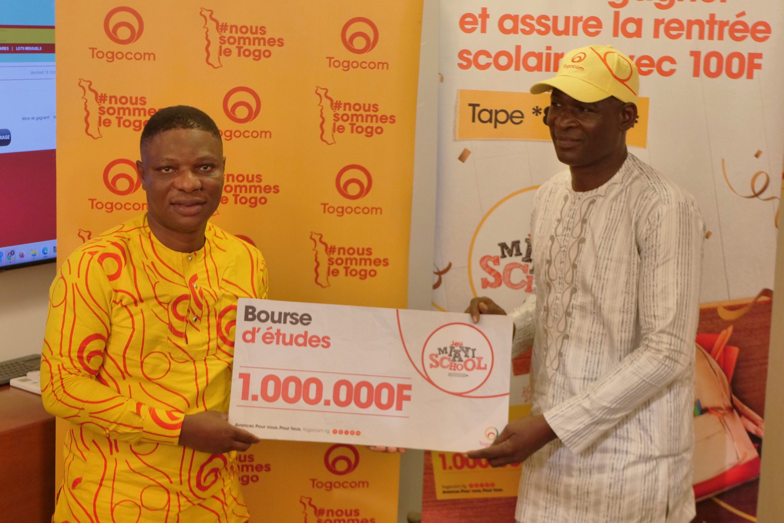 Jeu Miayi School de Togocom : Jean BAMANA remporte le super lot d'un million de bourse d'étude