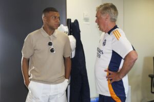 Real Madrid : Carlo Ancelotti accuserait Kylian Mbappé d'être le « plus gros problème »