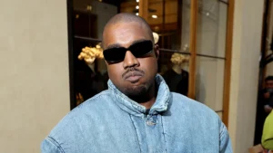 Etats-Unis : Kanye West opte pour un prêt colossal de 35 millions pour financer...